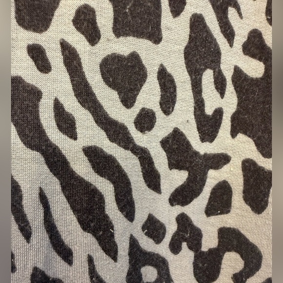 All Worthy by Hunter McGrady Animal Print Jersey Top 3X Mob wife safari cozy - Picture 2 of 3
